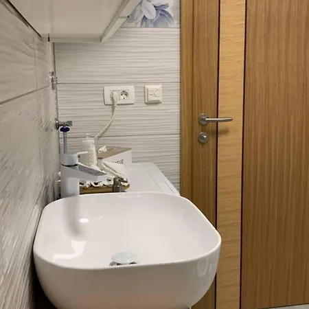 公寓 Bordoa De Macura With Bay View 扎达尔